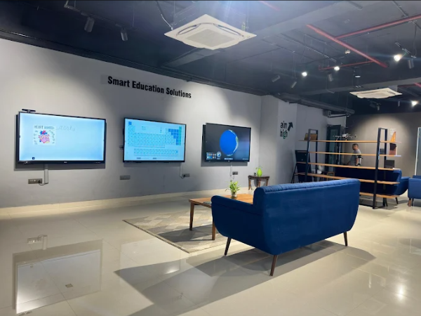 Interactive Flat Panel Display Price in India: What Affects the Cost?
